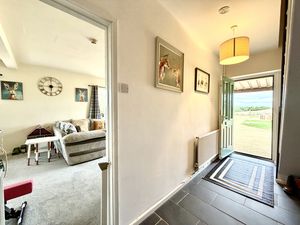 Entrance Hallway- click for photo gallery